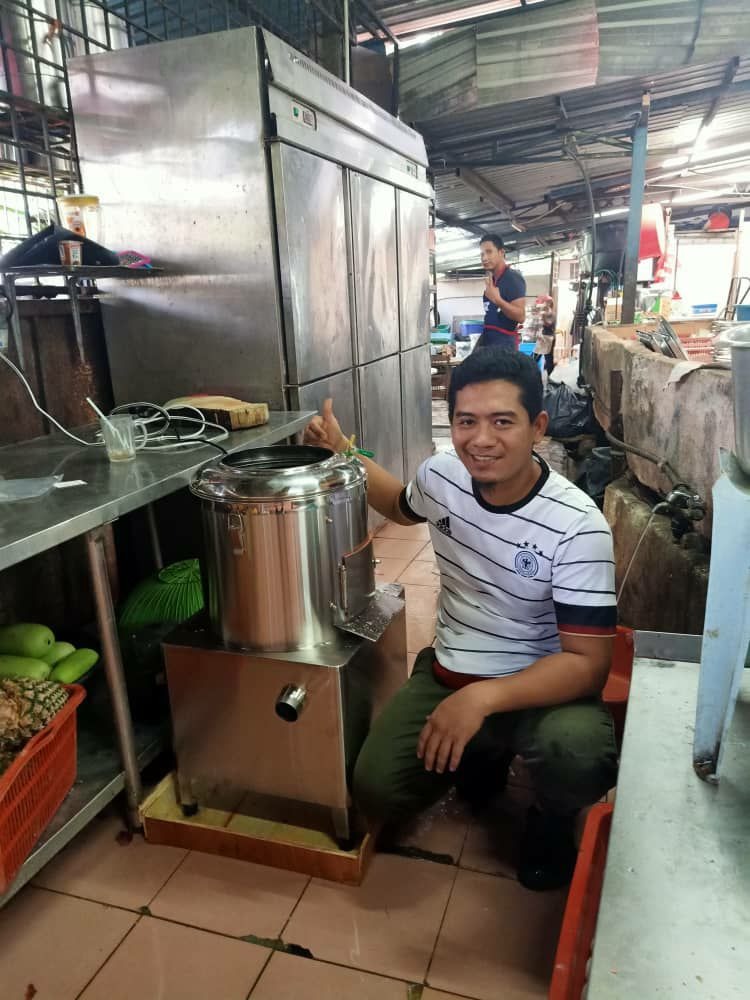 Pelanggan Potato Peeler 1